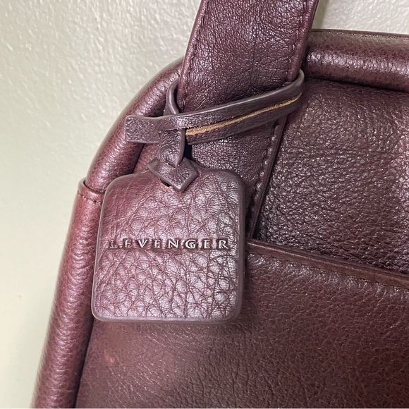 Levenger Brown Leather Messenger Bag Tote - Picture 9 of 9